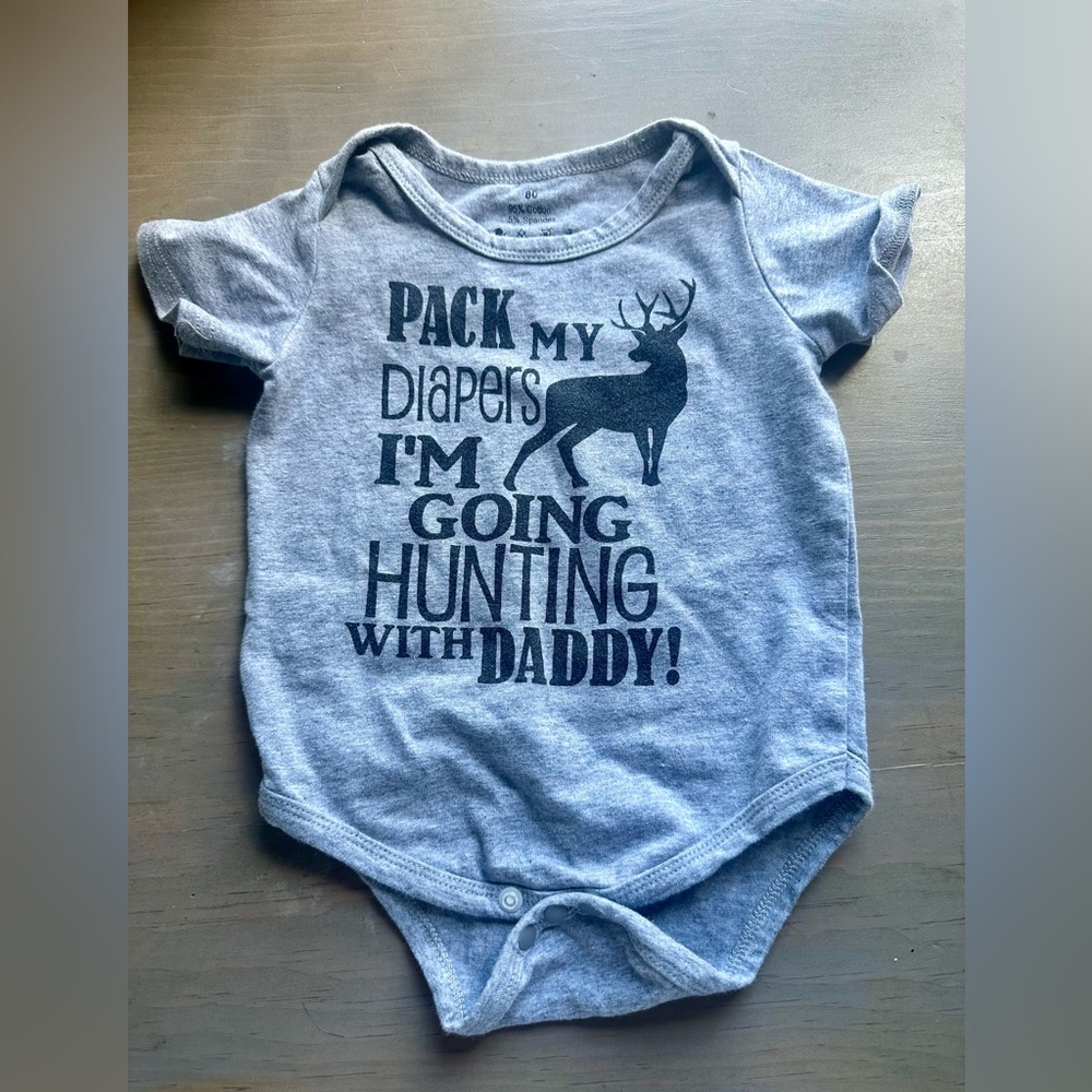 🦋’Hunting With Daddy’ Graphic Onesie